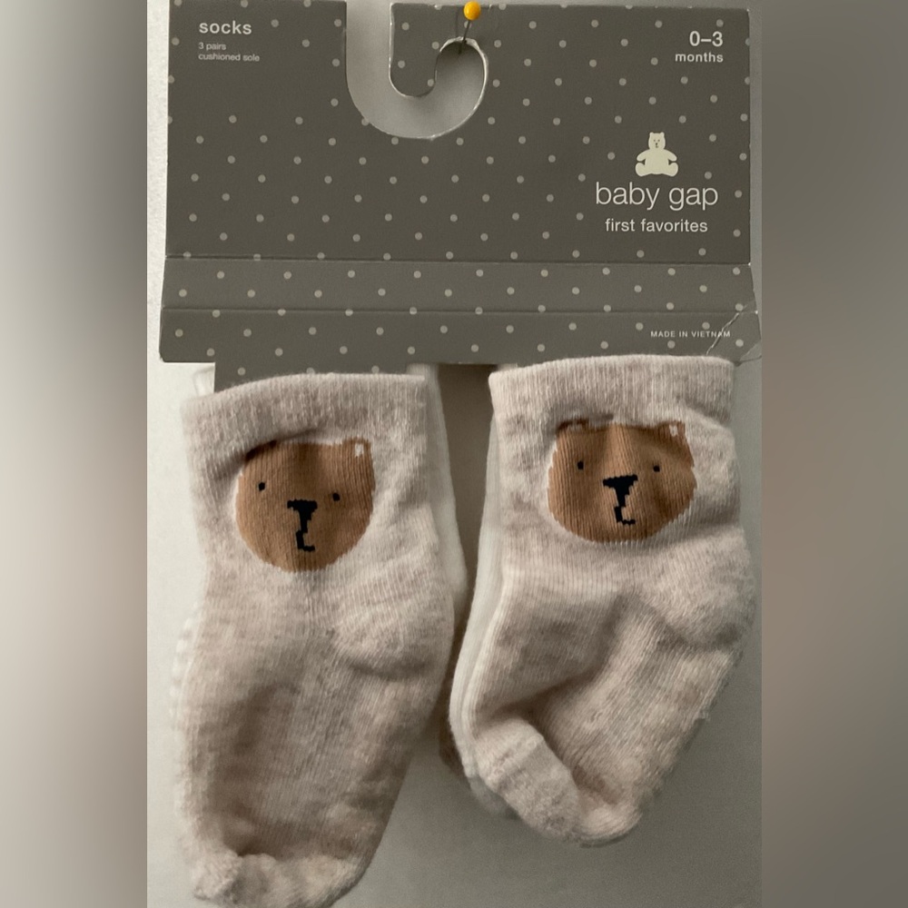 GAP Beige Bear Face Baby Socks